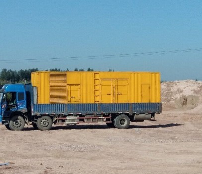 宜阳发电机出租如何判断柴油发电机冷却液是否需要更换？