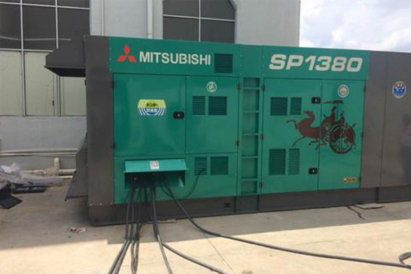 宜阳为什么有些柴油发电机组的输出电压可以调节？