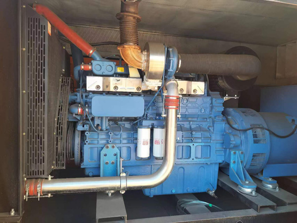 宜阳燃油消耗率与进气温度的具体关系是什么？