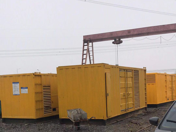 宜阳100kw柴油发电机组每小时油耗？